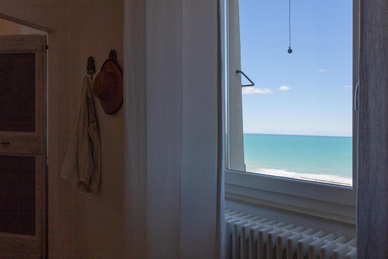 B&B Tre Finestre Sul Mare Grottammare Dış mekan fotoğraf